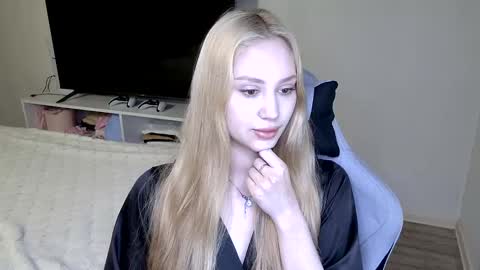 LaylaPretty001 online show from June 6, 4:51 am