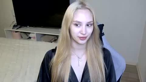 LaylaPretty001 online show from June 29, 4:31 am