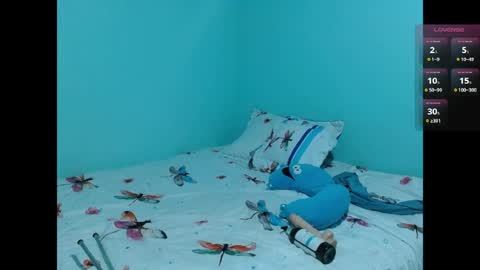 laylashani online show from April 10, 10:25 pm