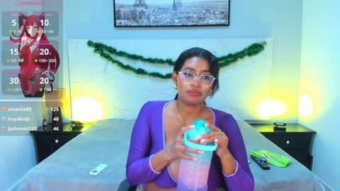 Layla Taylor online show from December 27, 5:09 am