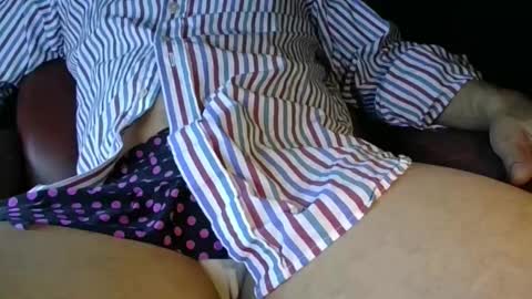 Snapshot of lbfm69 chatting on September 13, 10:56 pm LBFM online show from September 13, 10:56 pm