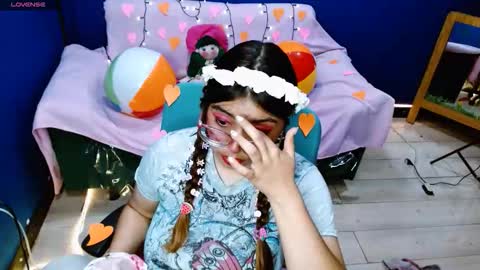 lcherryblossoml online show from September 20, 2:36 am