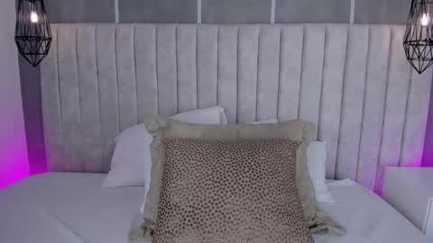    online show from February 4, 6:34 pm