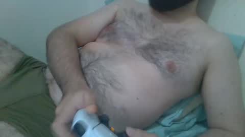 leafonthewind online show from October 31, 7:53 am