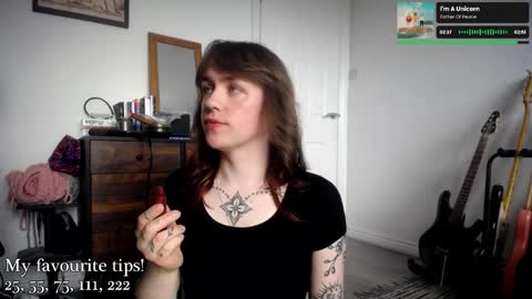 leah_lust_ online show from May 14, 11:52 am
