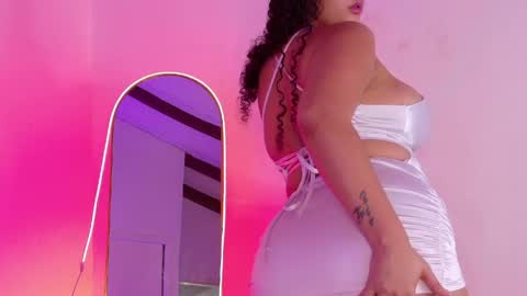 LEAH ANGEL online show from June 9, 10:59 am