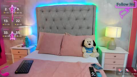 Leah Fontana online show from January 25, 12:26 pm