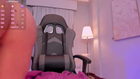 Leah Jones online show from February 3, 6:40 am