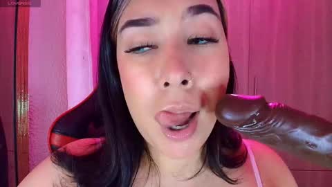 leah online show from February 11, 11:30 pm