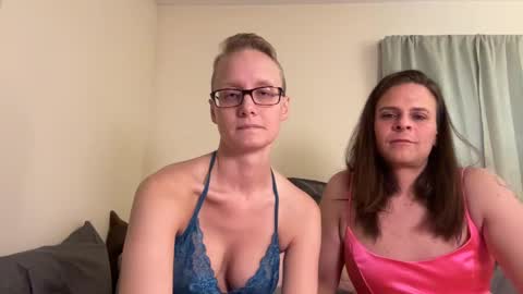 Lee online show from January 17, 6:54 pm