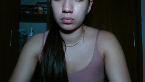 leanaalhub online show from December 19, 8:02 am