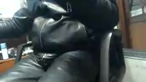 Leathermotocross online show from June 25, 3:50 pm