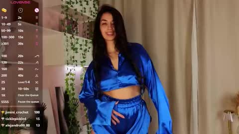 Jasmine online show from February 7, 8:01 pm