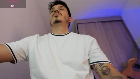 Alejandro online show from May 4, 10:16 pm