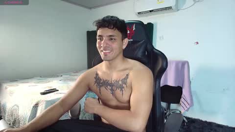  Lei  online show from February 18, 4:37 am