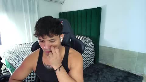  Lei  online show from February 12, 6:06 am