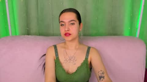 leiawow online show from May 21, 9:05 am