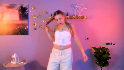 leila_viper_ online show from January 9, 5:29 pm