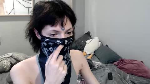 lekkj online show from December 21, 7:15 am