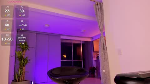 Lenner INDEPENDENT MODEL online show from April 9, 10:32 am