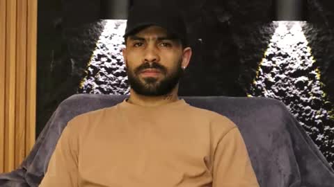 Leo  Diaz online show from February 20, 2:33 am