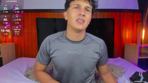 Snapshot of leo_savage_ chatting on September 22, 8:13 pm Leo online show from September 22, 8:13 pm
