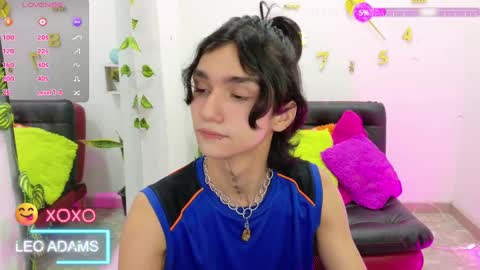 Leo online show from February 19, 2:22 pm