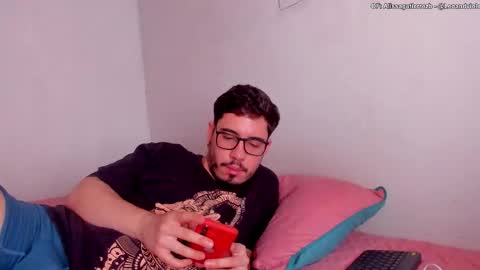 Snapshot of leoandviolet chatting on October 24, 4:30 pm Carlos  Alissa. Help us to reach 100 likes  online show from October 24, 4:30 pm