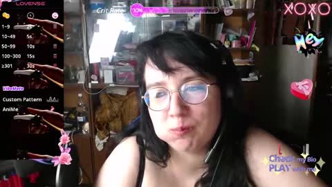 Snapshot of leona_harrison chatting on February 15, 9:37 pm Leona Harrison online show from February 15, 9:37 pm