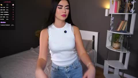 Mila online show from November 17, 1:30 am