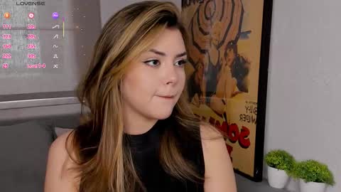 Mia online show from January 10, 8:53 am