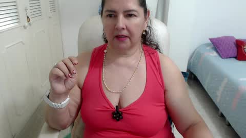 leonela   online show from April 8, 4:48 am