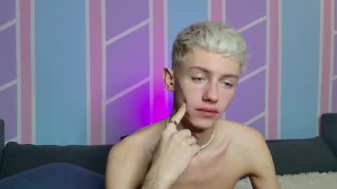 leonlure online show from January 8, 4:07 am