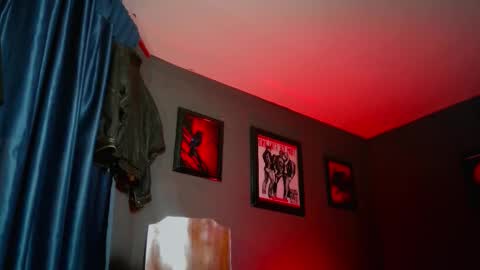 Lenardo jaramillo online show from February 4, 1:09 am