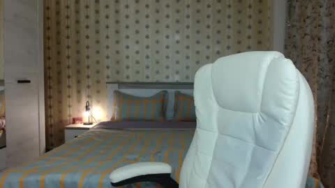 leslie_secret online show from January 23, 1:41 am