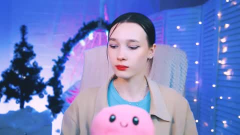 Leslie  next stream in - 29 november 1600 UTC0000 online show from December 14, 4:01 am