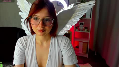 Lessi online show from April 24, 1:07 am