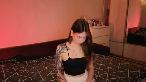 Fiona online show from May 15, 5:09 pm