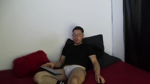 Torres online show from April 11, 3:55 am