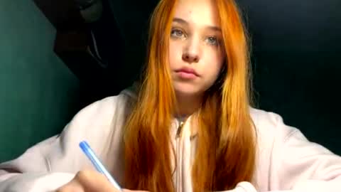 Lola online show from March 13, 6:55 pm