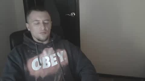 lev1ngston online show from February 6, 7:13 am