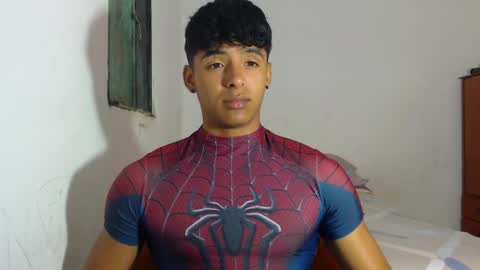 i  am lewis ly EDUARDO MEMDOZA15 online show from May 7, 2:24 pm