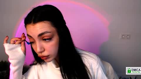 Alexia online show from November 6, 4:54 pm