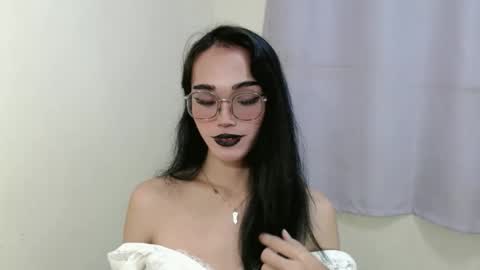 lexibabe_ online show from November 1, 4:39 pm