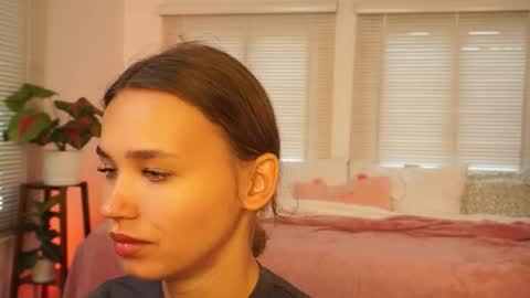 Lexi  online show from September 25, 5:03 am