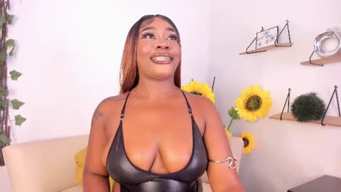Lexieegrey online show from July 11, 9:07 pm