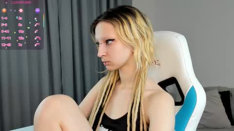 Lexy online show from November 8, 11:57 am