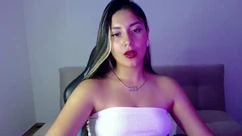 Lia  online show from February 12, 1:20 am