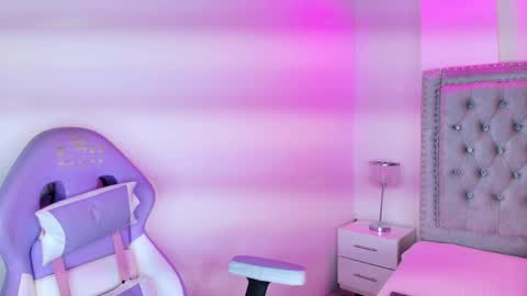 Lia  online show from April 9, 6:19 am