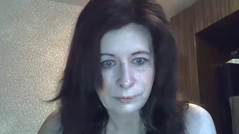 lia_ang online show from February 28, 1:26 pm